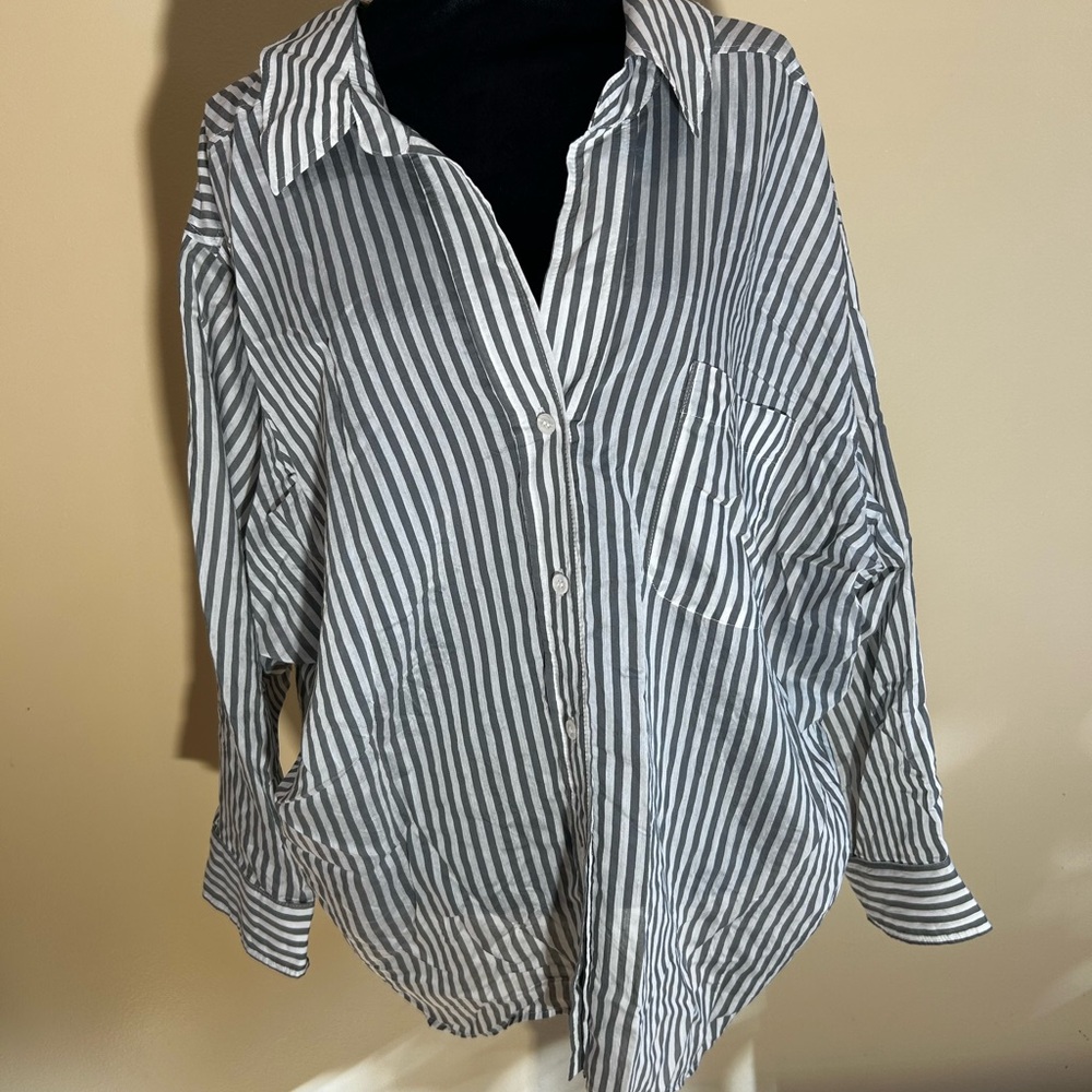 Zara Gray and White Striped Shirt